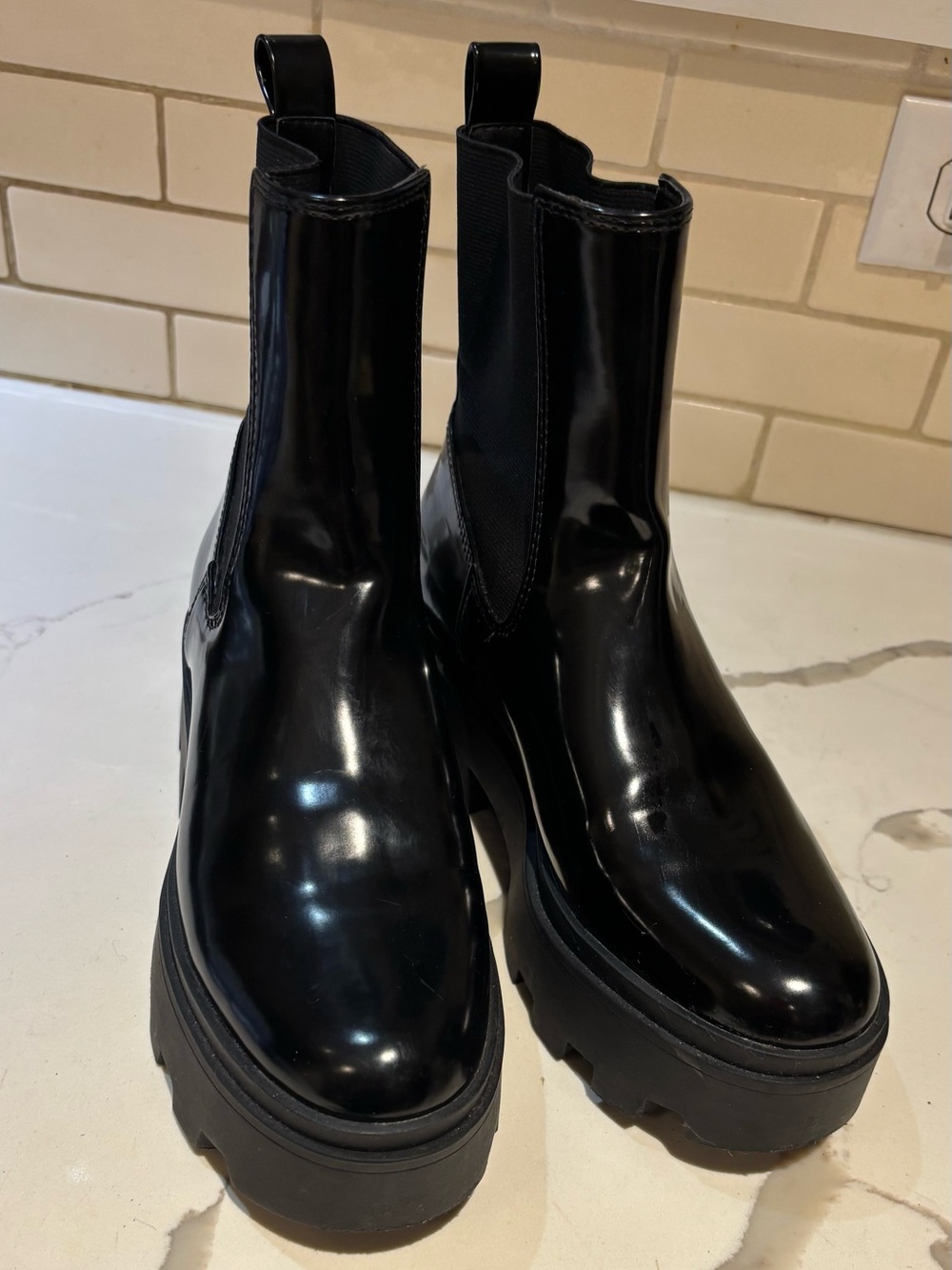 Open Edit Iris Lug Chelsea Boot black glossy patent finish chunky lug sole 6.5